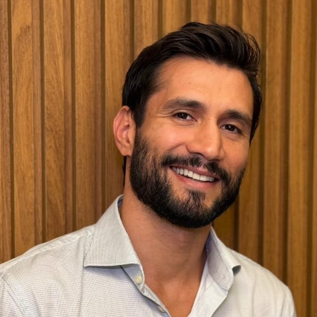 Dr. Alberto Ribeiro